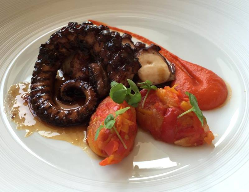 ../Images/YANG,MEI-CHEN Four Seasons Hotel Hong Kong (8).jpg